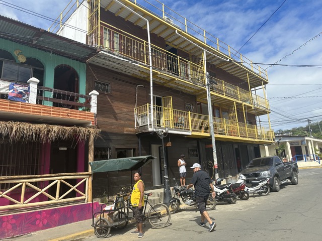 new hostel in el Centro, San Juan del Sur